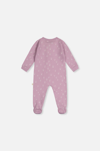 Équipement pour bébé approuvé pour le salon.